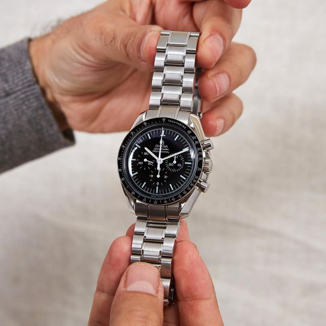 Omega Speedmaster Moonwatch 311.30.42.30.01.005 Image 6